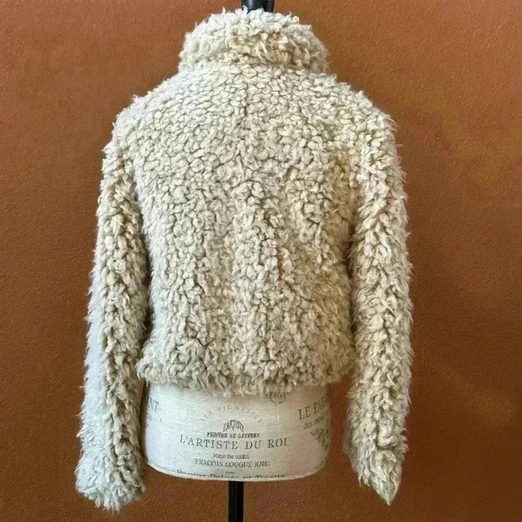 Anthropologie “Brenna” Faux Fur “Teddy” Short Coat In Cream Extra Small EUC! - Picture 12 of 16